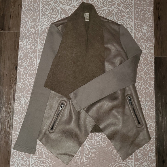 Forever 21 | Faux Suede Draped Jacket - Picture 2 of 9